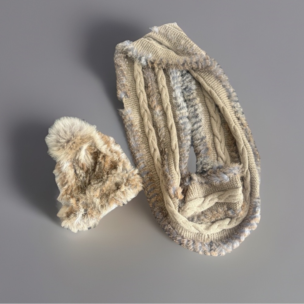 RUDASK beige cable-knit rabbit fur infinity scarf and matching beanie set